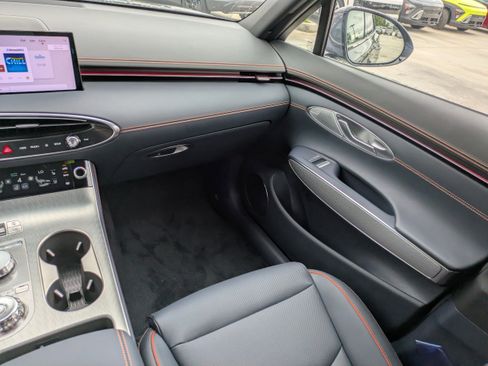 New 2026 Genesis GV70 2.5T Sport Prestige w/ G1 Accessory Package AWD/4WD image 12