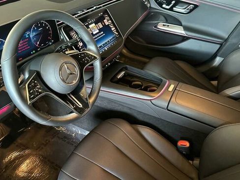 Certified 2025 Mercedes-Benz E 350 4MATIC Sedan image 10