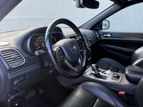 Used 2020 Jeep Grand Cherokee Trailhawk w/ Trailhawk Luxury Group AWD/4WD image 20