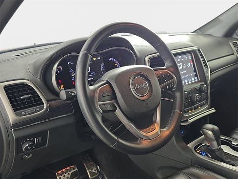 Used 2018 Jeep Grand Cherokee High Altitude image 19