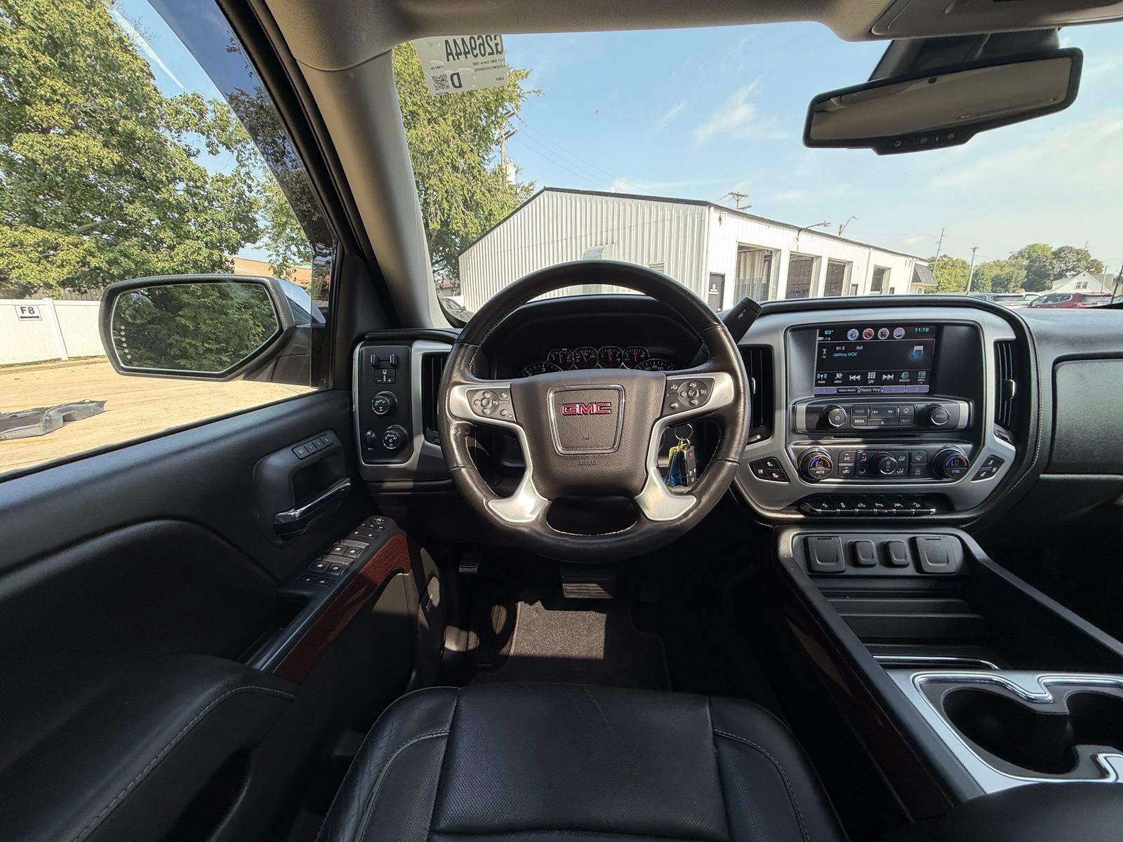 Used 2017 GMC Sierra 1500 SLT AWD/4WD image 2