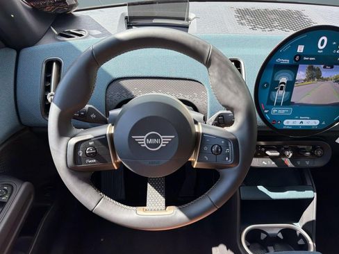 Certified 2025 MINI Cooper Countryman S AWD/4WD image 15