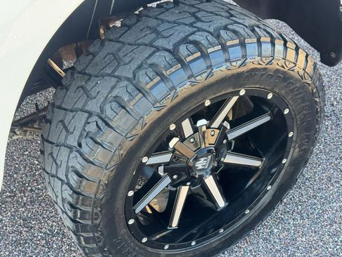 Used 2014 RAM 1500 Tradesman w/ Power & Remote Entry Group image 9