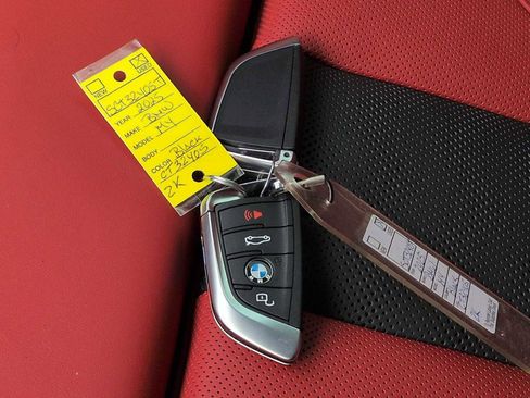 Used 2025 BMW M4 xDrive Competition w/ Executive Package image 35