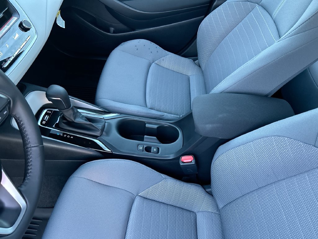 Used 2026 Toyota Corolla SE FWD image 28