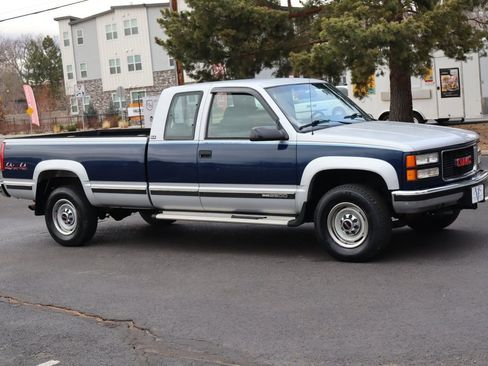 Used 1995 GMC Sierra 2500 4x4 Extended Cab image 2