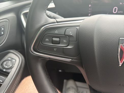 Used 2024 Buick Encore GX Sport Touring AWD/4WD image 18