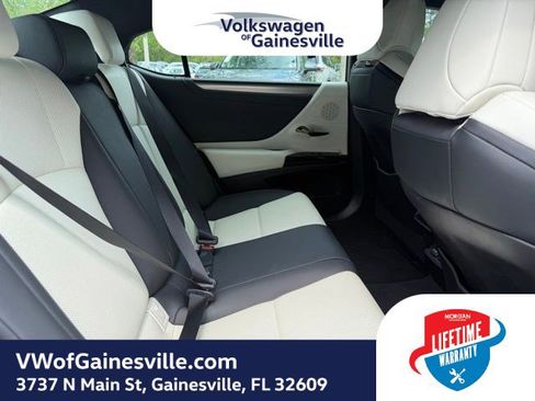 Used 2023 Lexus ES 350 F Sport w/ Accessory Package (Z1) FWD image 6