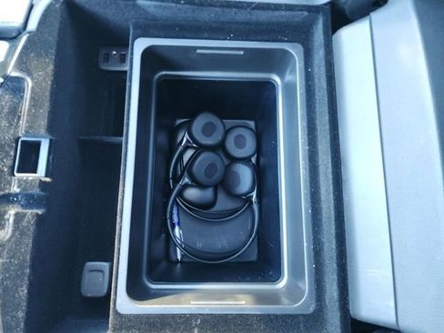 Used 2020 Cadillac Escalade Platinum image 40