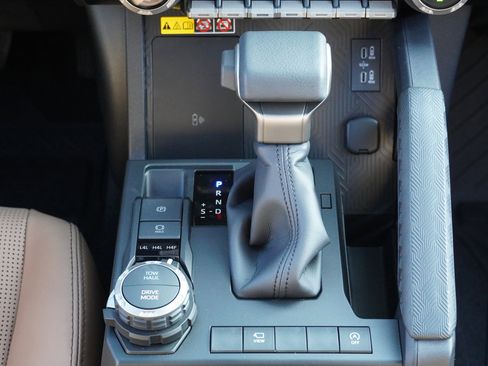 New 2026 Toyota 4Runner Limited image 35