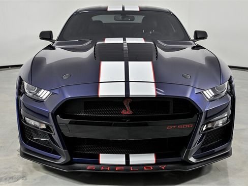 Used 2020 Ford Mustang Shelby GT500 w/ Technology Package RWD image 4