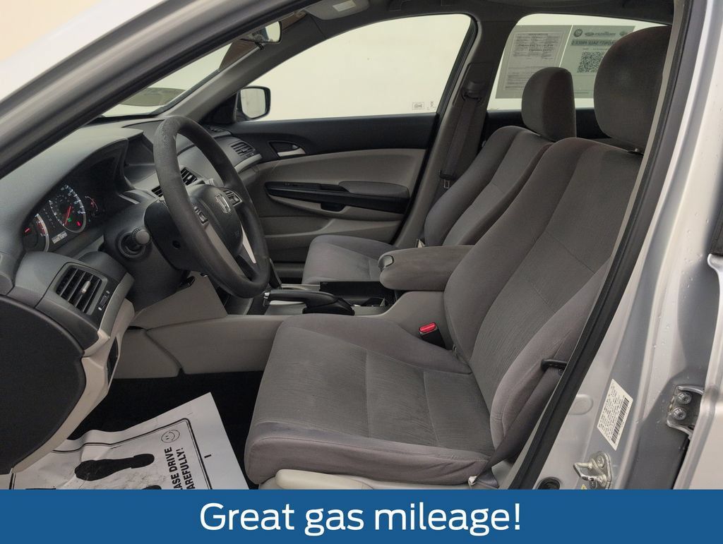 Used 2012 Honda Accord LX image 4
