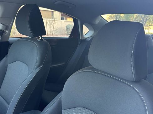 Used 2022 Kia Forte LXS w/ LXS Technology Package image 24