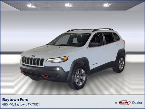 Used 2019 Jeep Cherokee Trailhawk AWD/4WD image 1