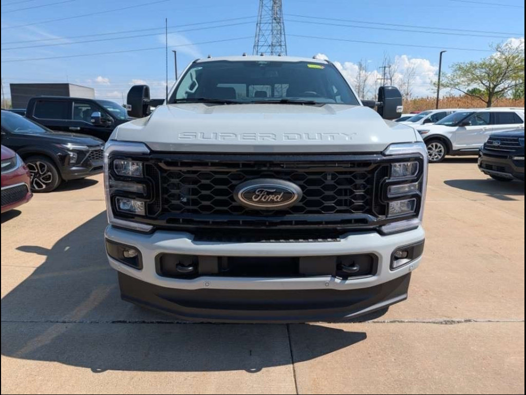 New 2026 Ford F250 Lariat w/ Black Appearance Package AWD/4WD image 2