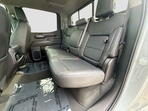 Used 2023 GMC Sierra 1500 SLT w/ SLT Premium Plus Package RWD image 20