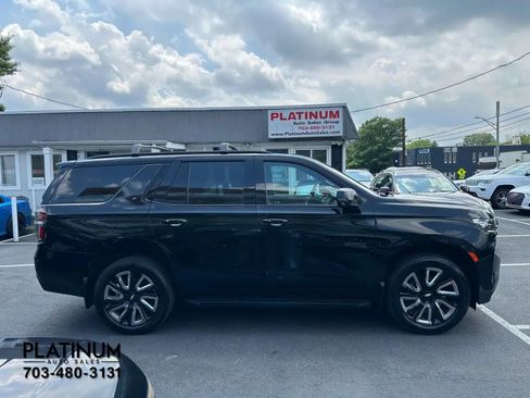 Used 2021 Chevrolet Tahoe RST w/ Luxury Package AWD/4WD image 2