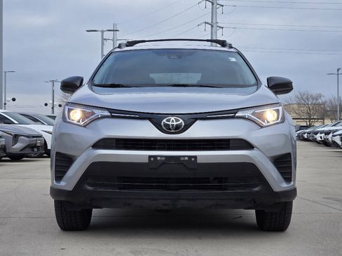 Used 2017 Toyota RAV4 LE image 11