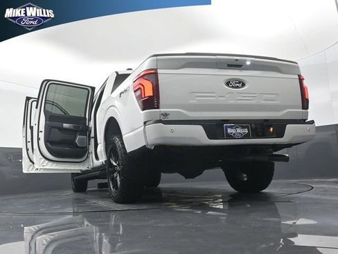 Used 2024 Ford F150 Platinum w/ Equipment Group 702A High AWD/4WD image 30