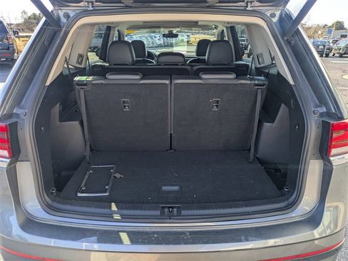Used 2021 Volkswagen Atlas SEL image 13