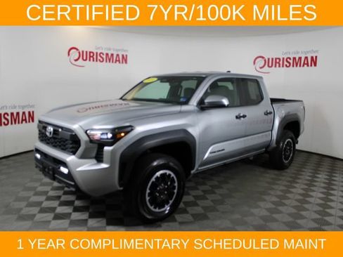 Used 2024 Toyota Tacoma TRD Off-Road AWD/4WD image 3