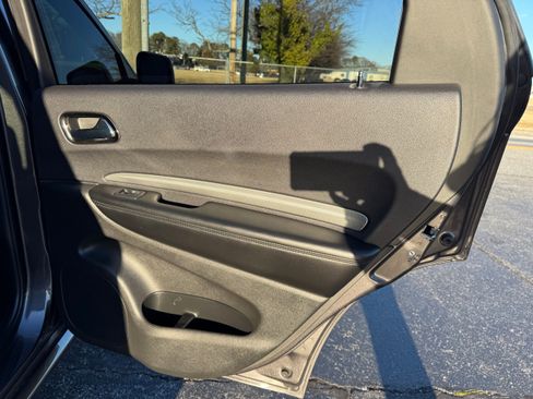 Used 2018 Dodge Durango GT AWD/4WD image 26