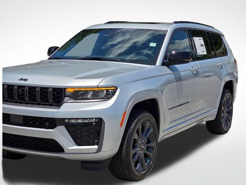 New 2026 Jeep Grand Cherokee L Limited AWD/4WD image 42