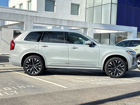 New 2026 Volvo XC90 T8 Ultra image 4