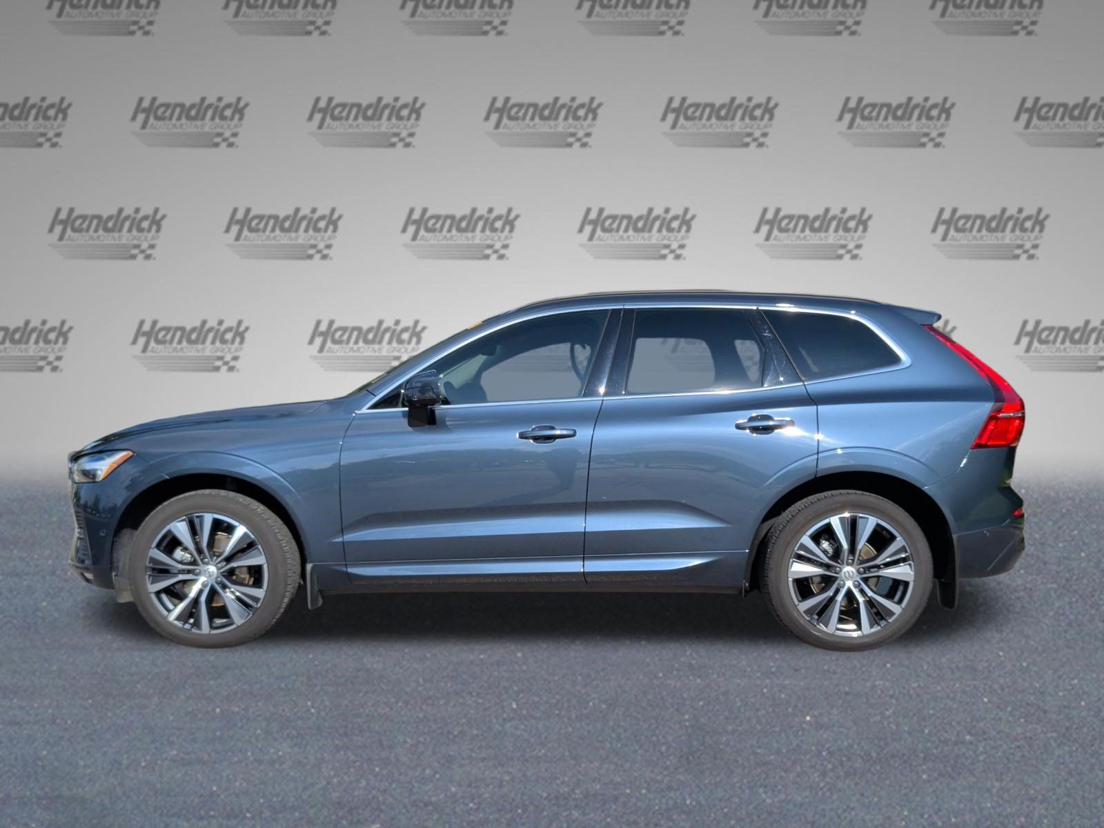 Used 2022 Volvo XC60 B5 Momentum w/ Advanced Package AWD/4WD image 10