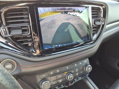 Used 2024 Dodge Durango GT AWD/4WD image 36