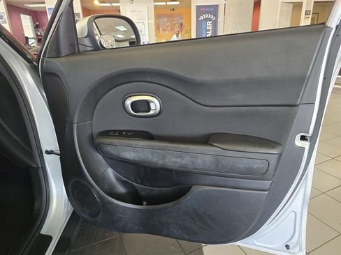 Used 2014 Kia Soul image 11