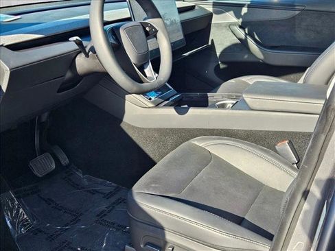 Used 2026 Tesla Model Y 2WD image 14
