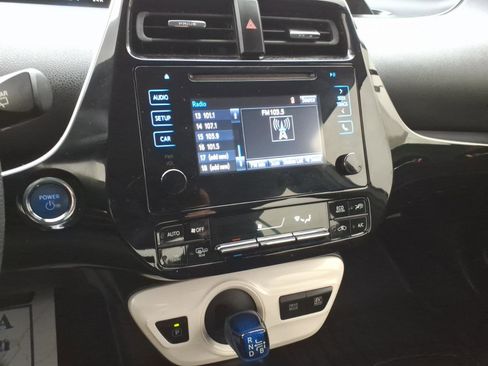 Used 2017 Toyota Prius Two w/ Prius Two Safety Plus Package image 17