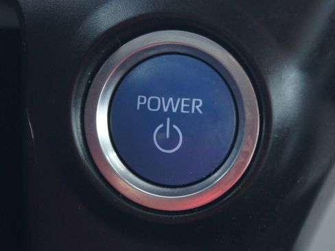 Used 2022 Toyota Sienna XSE w/ XSE Plus Package image 10