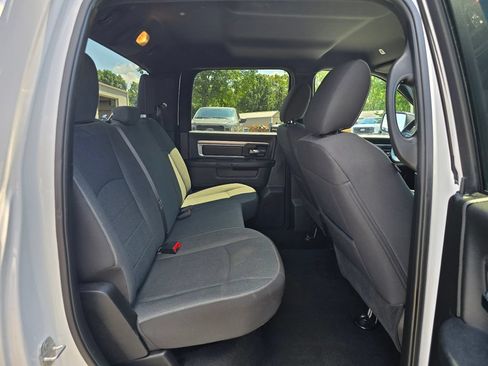 Used 2024 RAM 1500 Warlock AWD/4WD image 12