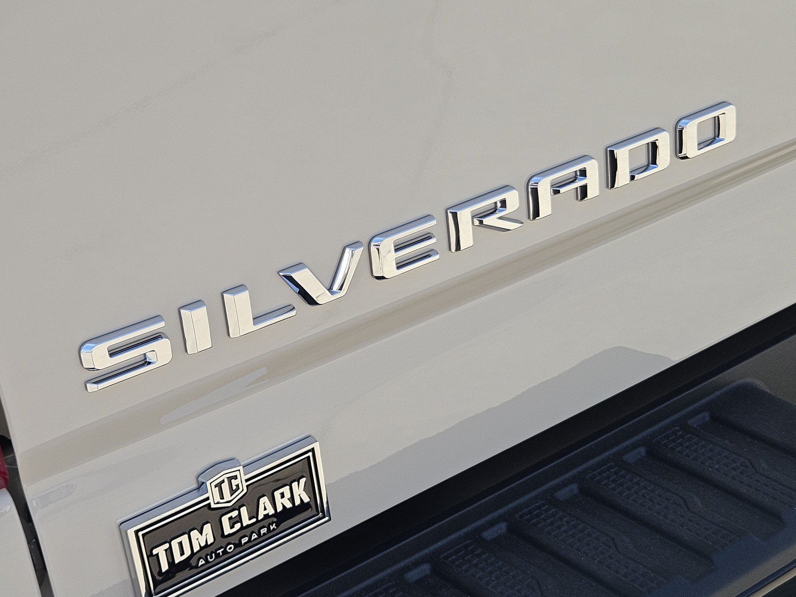 New 2026 Chevrolet Silverado 2500 Custom w/ Custom Value Package AWD/4WD image 8