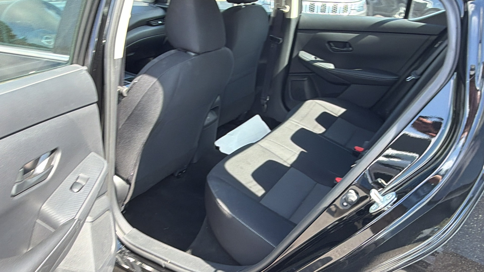 Used 2025 Nissan Sentra SV FWD image 23