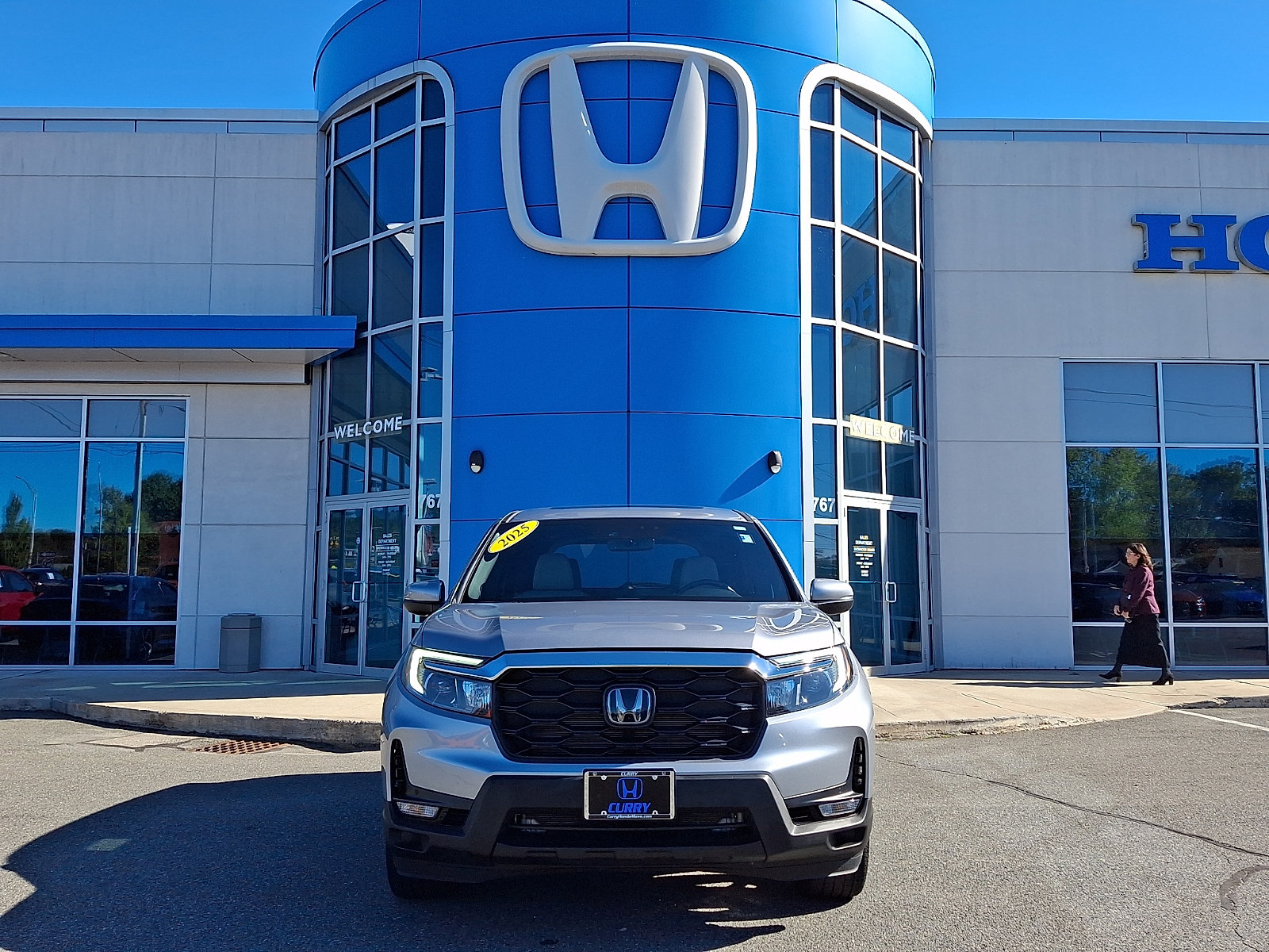 Used 2025 Honda Passport EX-L image 2