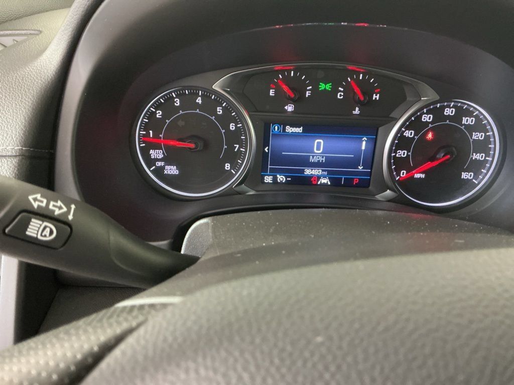 Used 2024 GMC Terrain SLE AWD/4WD image 16