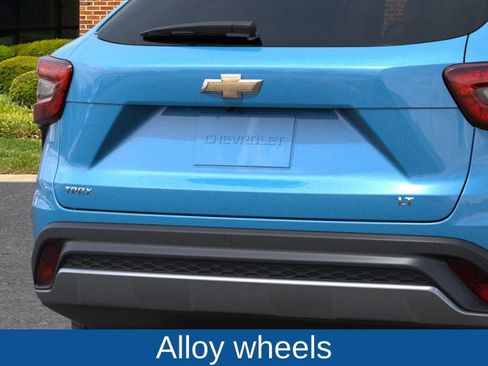 New 2026 Chevrolet Trax LT image 14