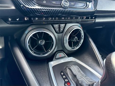 Used 2016 Chevrolet Camaro SS image 17