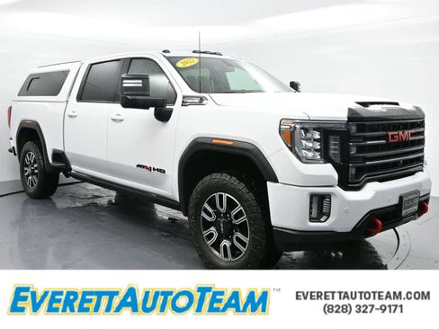 Used 2022 GMC Sierra 2500 AT4 w/ AT4 Preferred Package AWD/4WD image 1