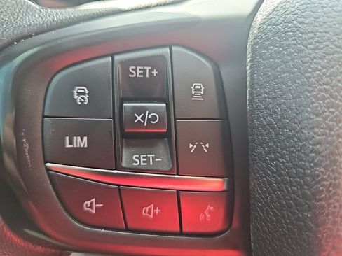 Used 2024 Ford Ranger Lariat w/ FX4 Off-Road Package AWD/4WD image 14