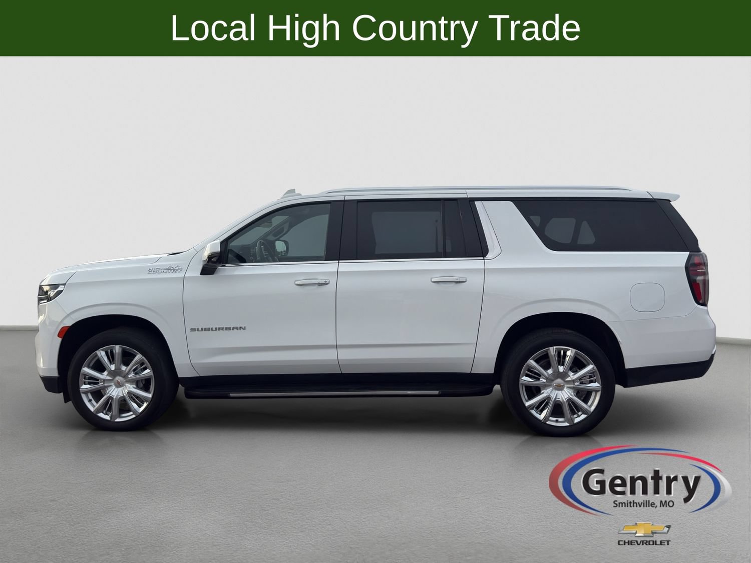 Used 2023 Chevrolet Suburban High Country AWD/4WD image 3