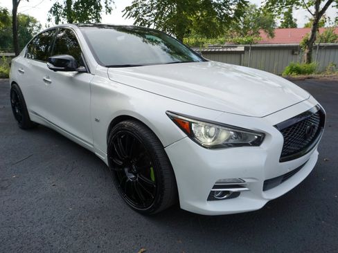 Used 2016 INFINITI Q50 3.0t Premium w/ Driver Assistance Package AWD/4WD image 5