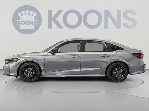 Used 2025 Honda Civic Sport image 4