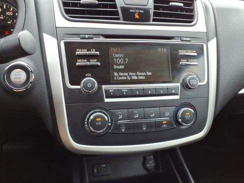 Used 2016 Nissan Altima 2.5 S w/ Power Driver Seat Package FWD image 11