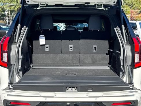 New 2025 Ford Expedition Platinum w/ Stealth Appearance Package image 16