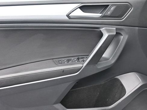 Used 2022 Volkswagen Tiguan S AWD/4WD image 8