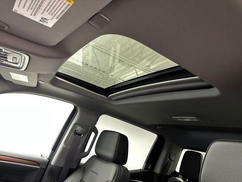 New 2026 GMC Sierra 1500 Denali AWD/4WD image 42